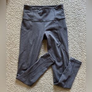 Athleta Stash Pocket Salutation Tight Leggingss